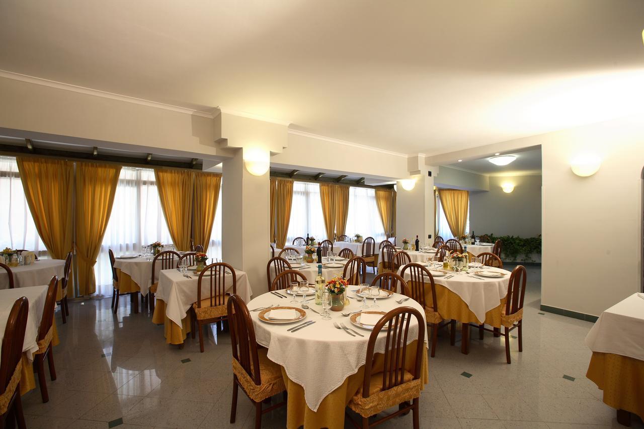 Albergo Terme Santamaria Castelforte Exteriör bild