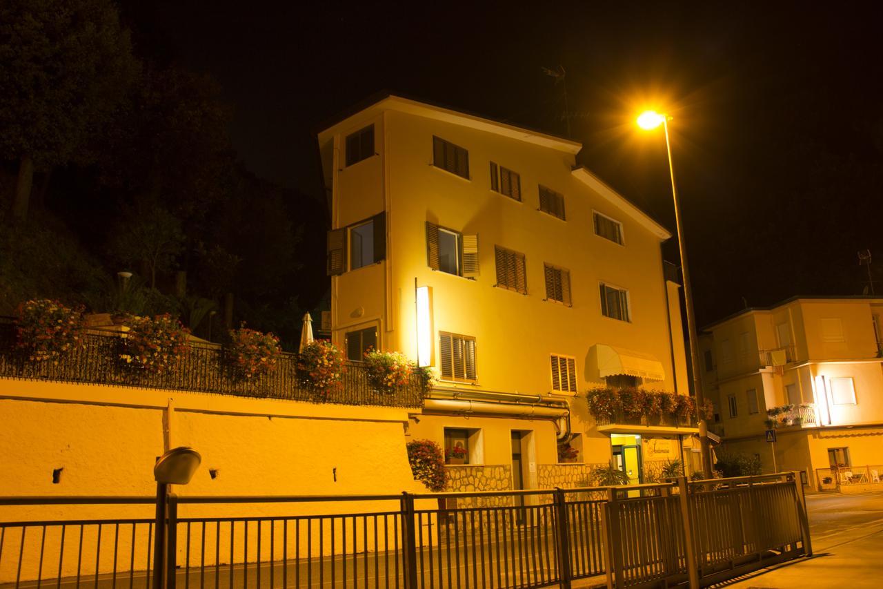 Albergo Terme Santamaria Castelforte Exteriör bild